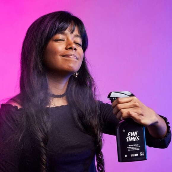 LUSH Fun Times Body Spray - Picture 3 of 3